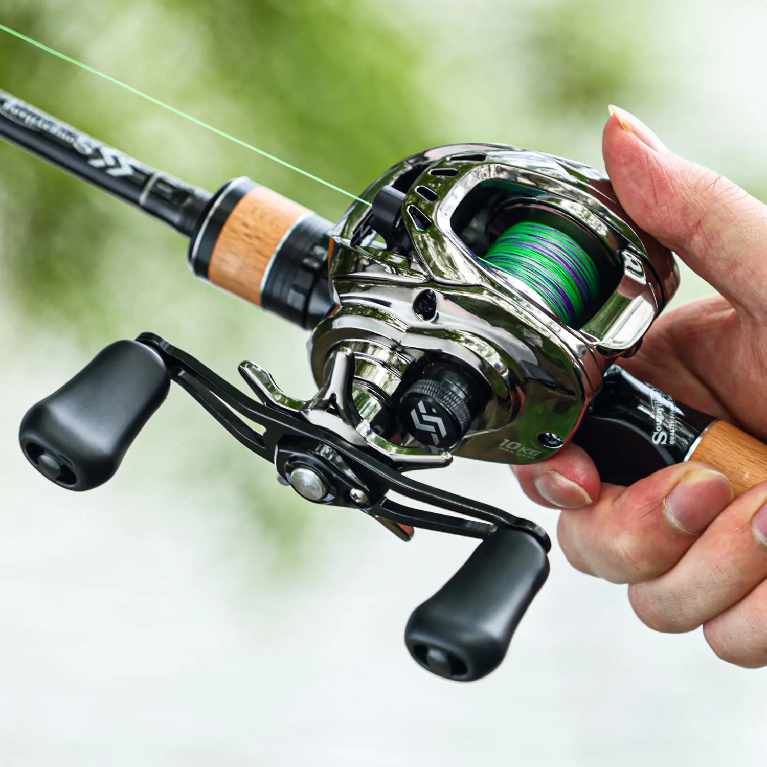 Sougayilang SSX-DC Baitcasting-Rolle, Übersetzungsverhältnis 7,2:1, 4+1BB, Anti-Rückstoß-Getriebe aus Aluminiumlegierung, elektronisches Bremssystem, max. 10 kg – Detail 16