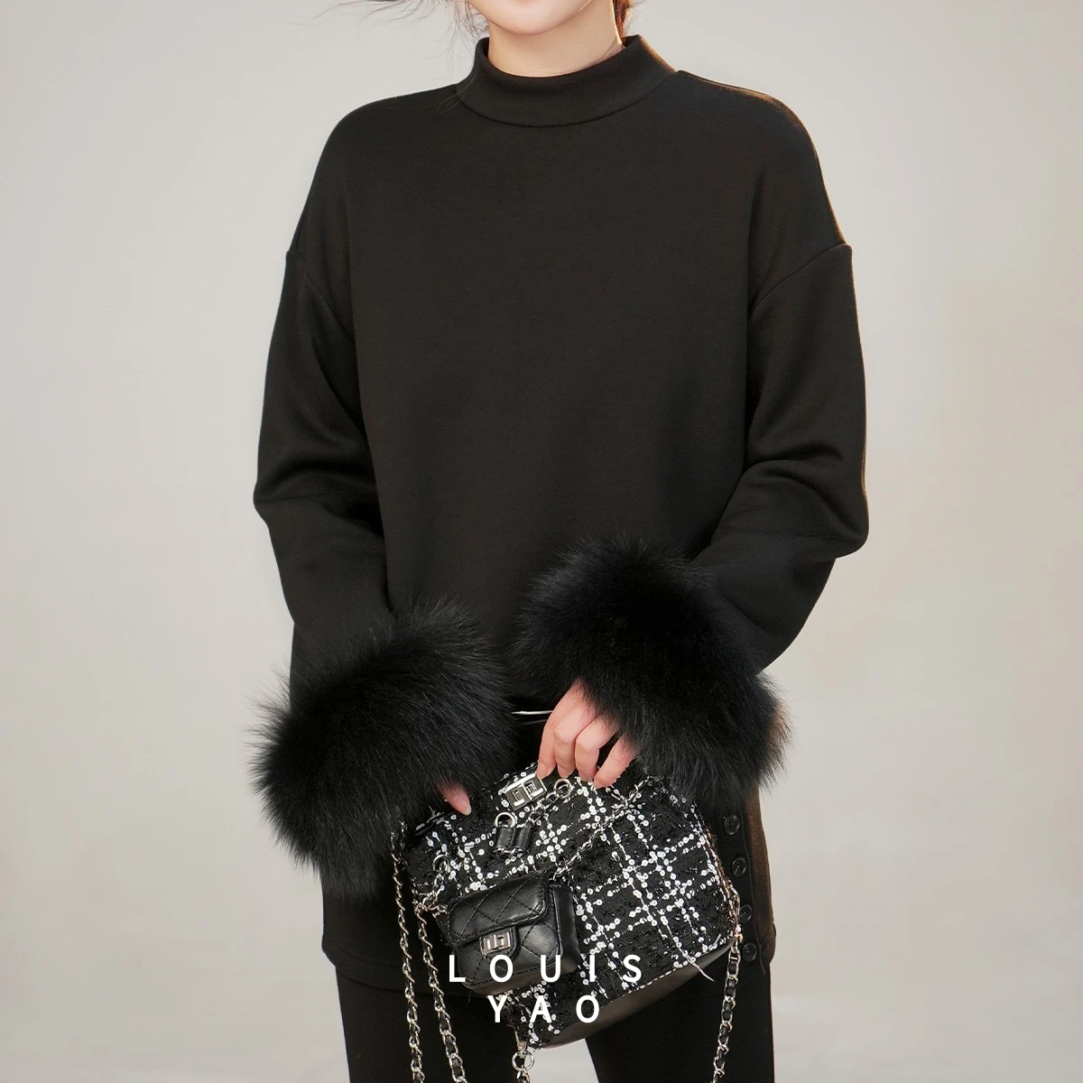LOUISYAO Removable Cuff Fur Decoration Sweatshirt Women 2026 Winter Loose Stretchy Fleece Lined Casual Elegant Sweatshirts