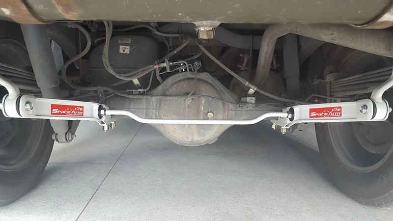 Wholesaler Rear Stabilizer Anti Roll Sway Bar Space Arm For Hilux Revo