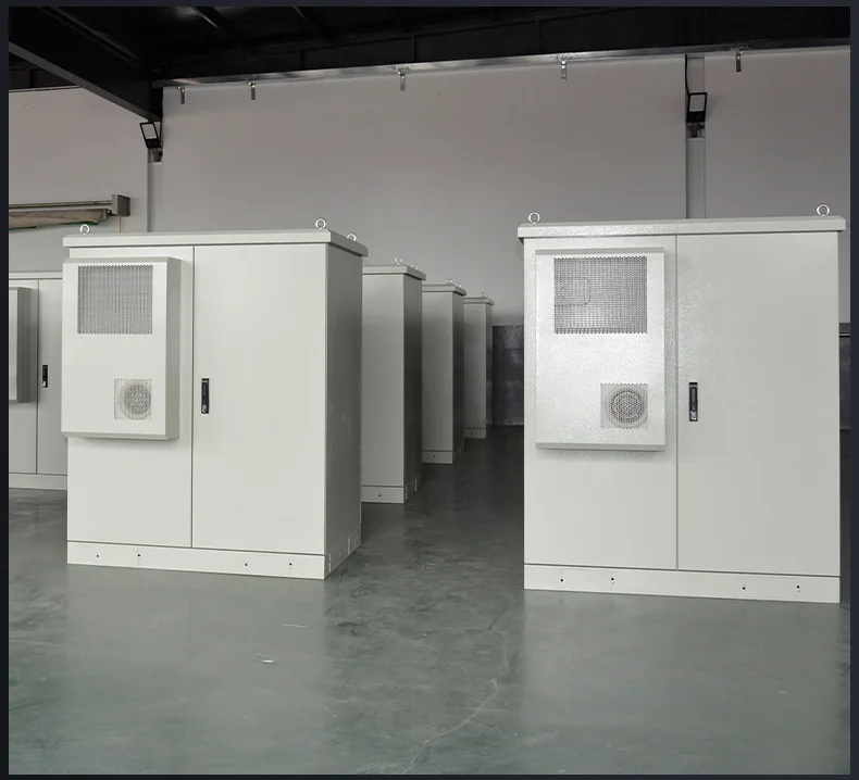 حامل إلكترونيات من سبائك الألومنيوم للمأوى من الفولاذ المقاوم للصدأ مجلفن IP55 حاوية طاقة للاتصالات الخارجية 1500 وات 19 رف معدني فولاذي