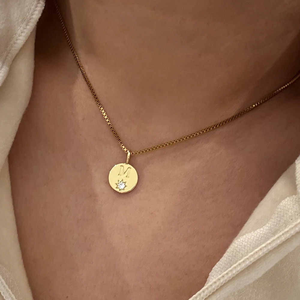 Cute Copper Zircon Capital Letter Carved Pendant Necklace Vintage Gold Color Glossy Round Charm Box Chain Collars Accessories