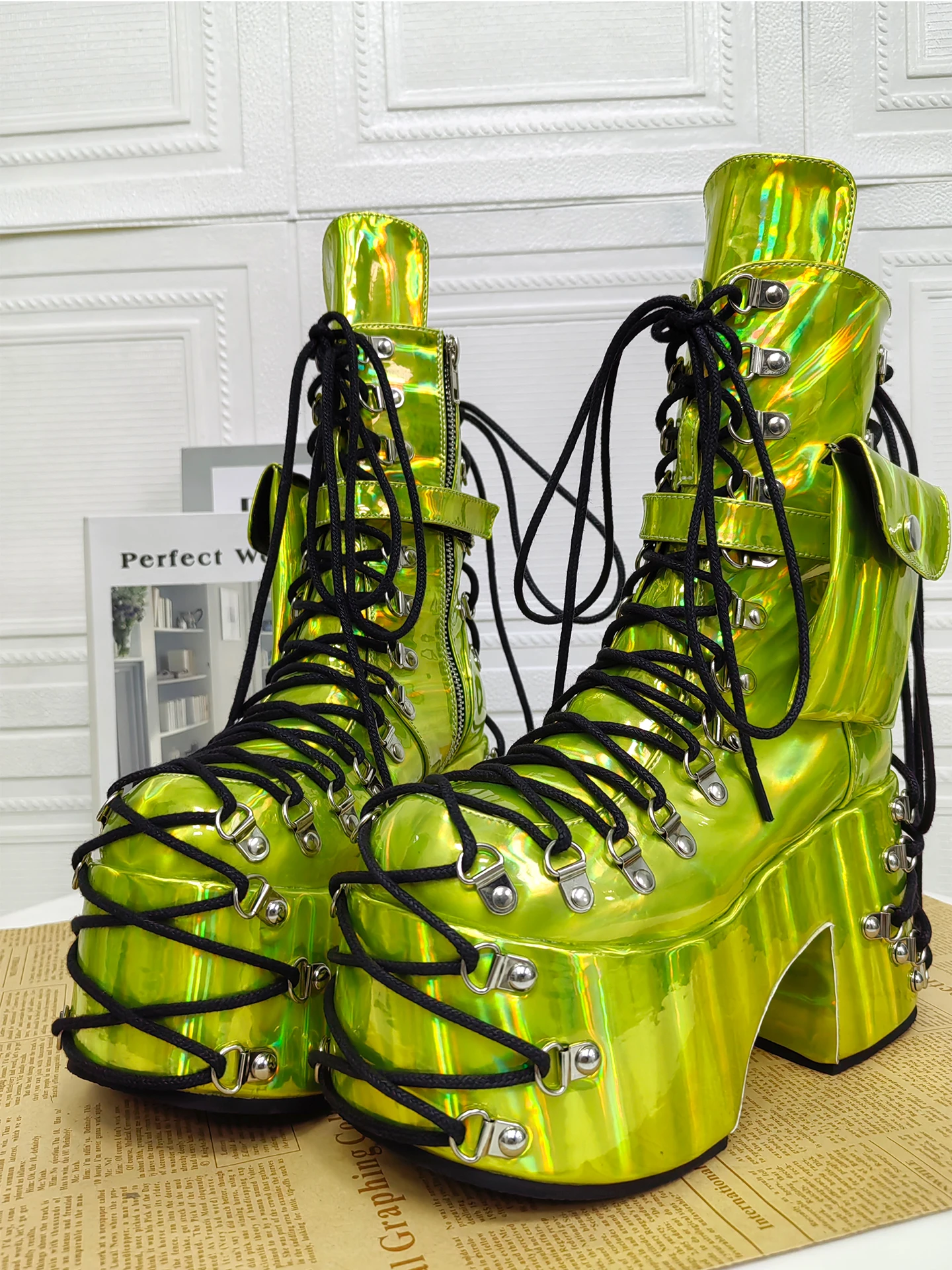 2026 New Product Punk Boots Retro Girl Round Head Sponge Cake Thick Bottom Boots Japanese Fashion Mid Top Boots
