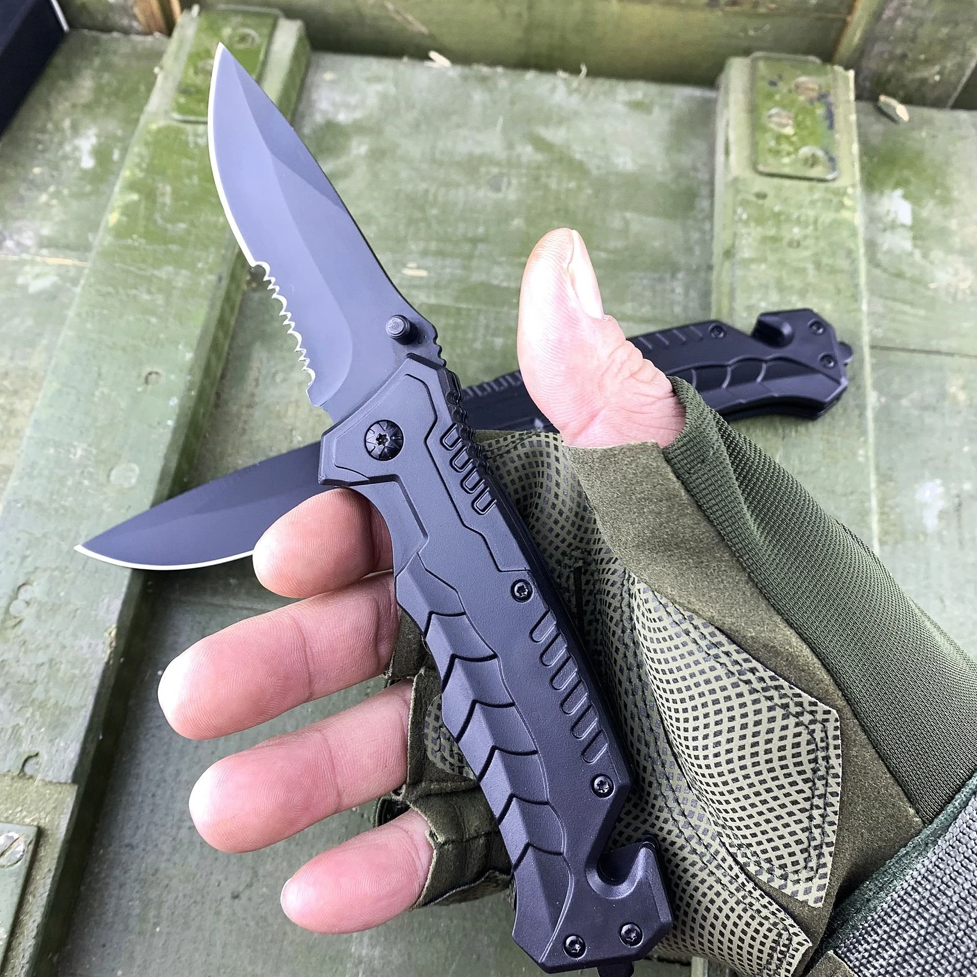 Portable Outdoor Folding Knife - Multi-Function with Glass Breaker, High Hardness Camping Knife, ABS Handle Fruit Knife