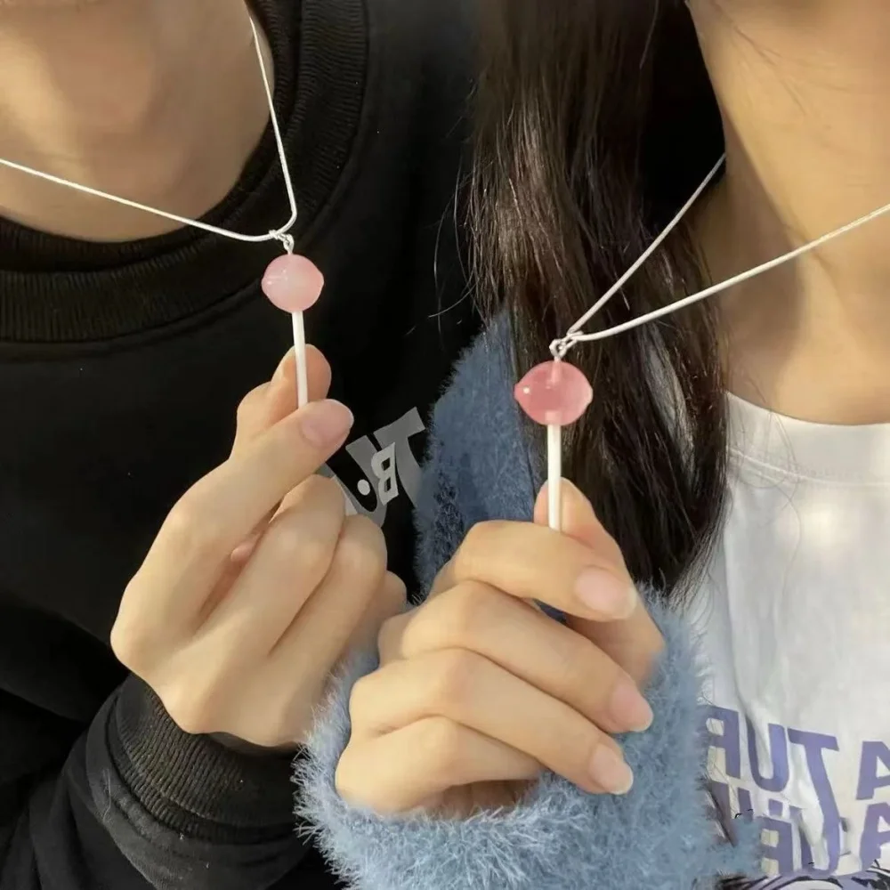 Trendige bunte Acryl-Lollipop-Anhänger-Halskette, einfache Halskette für Damen, modisches Party-Accessoire, Geschenk. – Detail 1