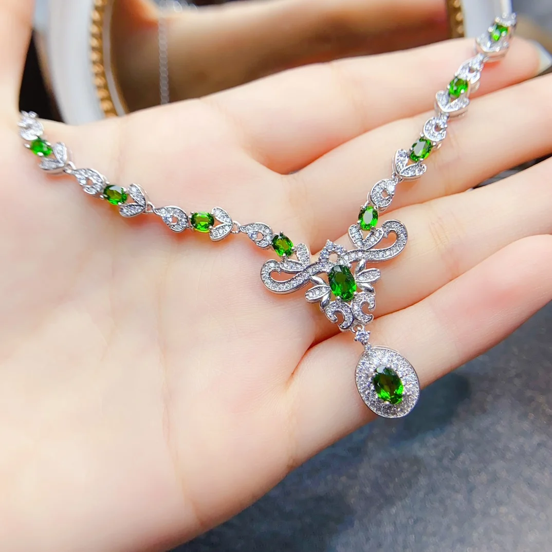 

FS S925 Sterling Silver 4*6mmNatural Diopside Pendant Necklace Fine Fashion for Women Charm Weddings Jewelry Certificate MeiBaPJ