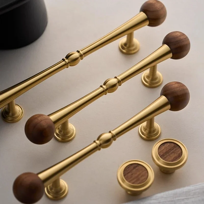 New French Cabinet Handle Bronze Cabinet Door Pulls High End Walnut Drawer Cabinet Wardrobe Door Brass Handle Hardware Furniture