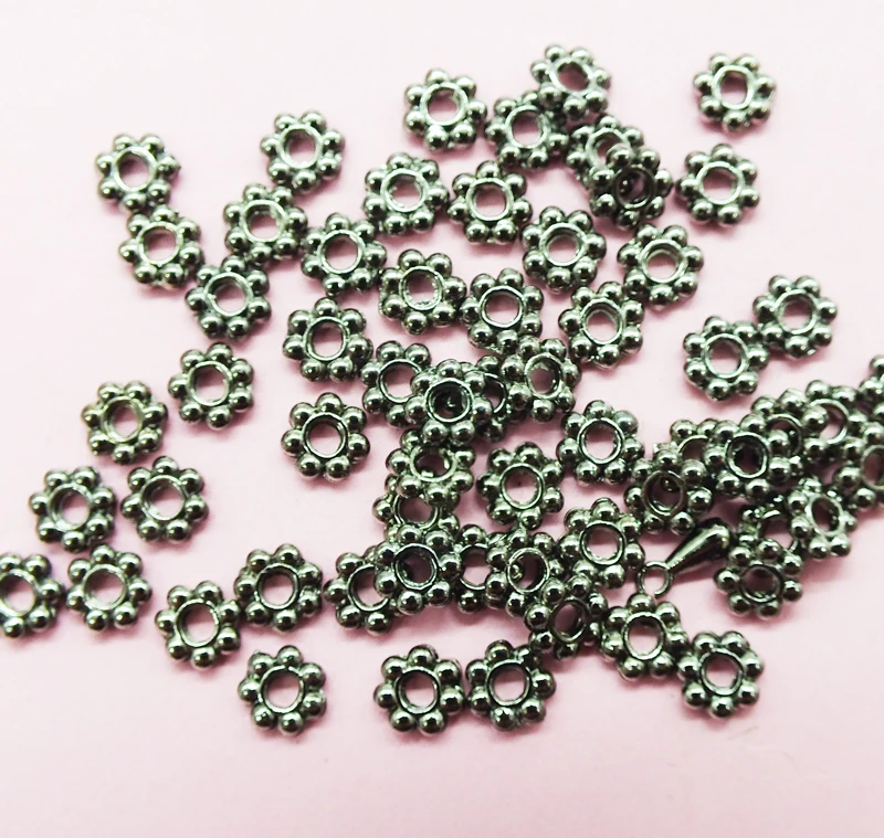 Wholesale 10000pcs Tibetan Accessories Flower Spacer Beads Round Metal Daisy Wheel ` Spacers 4mm for Jewelry Making