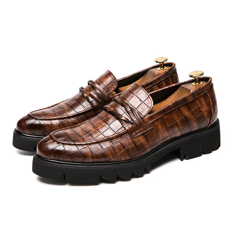 2026 New High Quality Thick Soled Business British Wedding Social Leather Shoes Men’s Dress Shoes Trend Formal Shoes Men Loafers