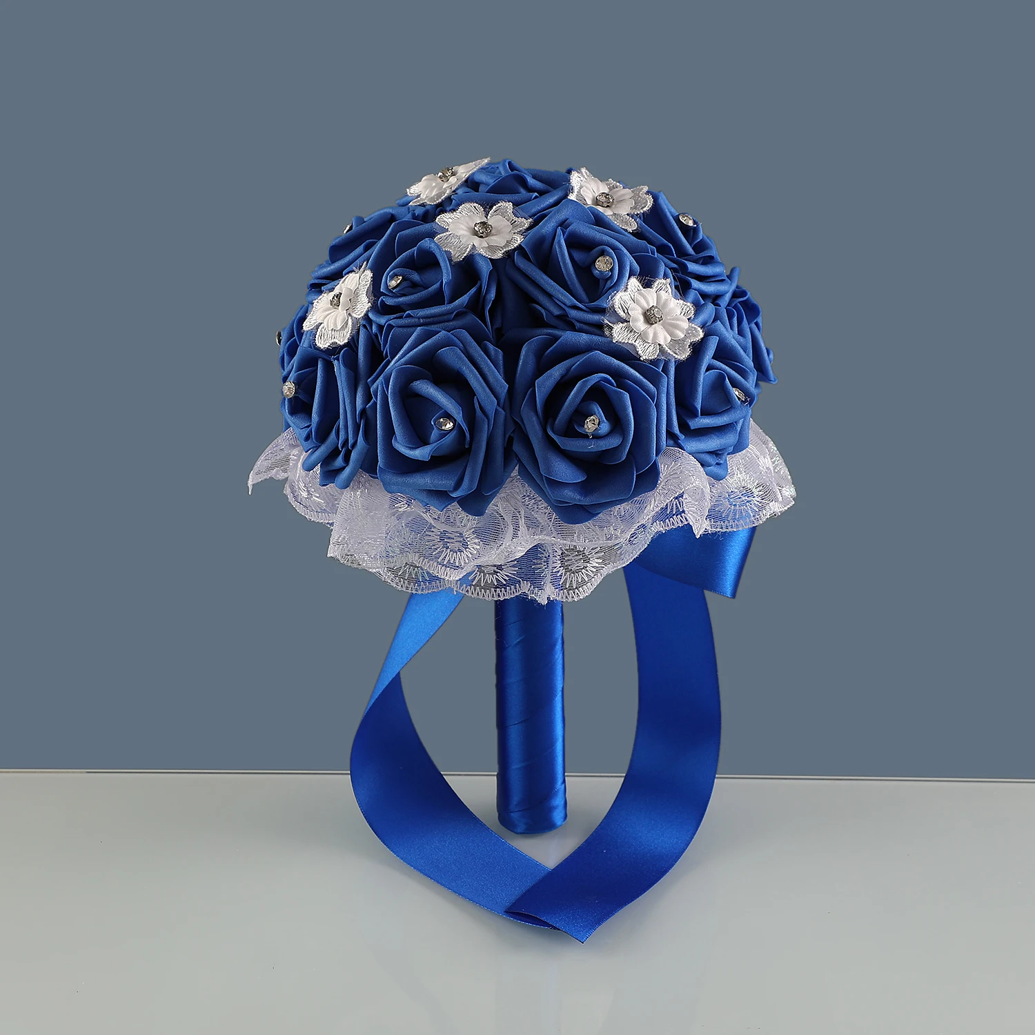 Букет королевского синего цвета - смесь цветов с разбросанными звездами, свадебный букет ручной.