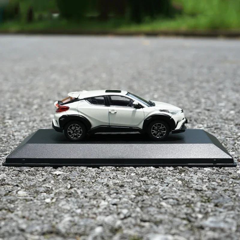 1:43 Scale C-HR CHR Car Model Alloy Diecast Vehicle Metal Simulation Toy Gift Collectible