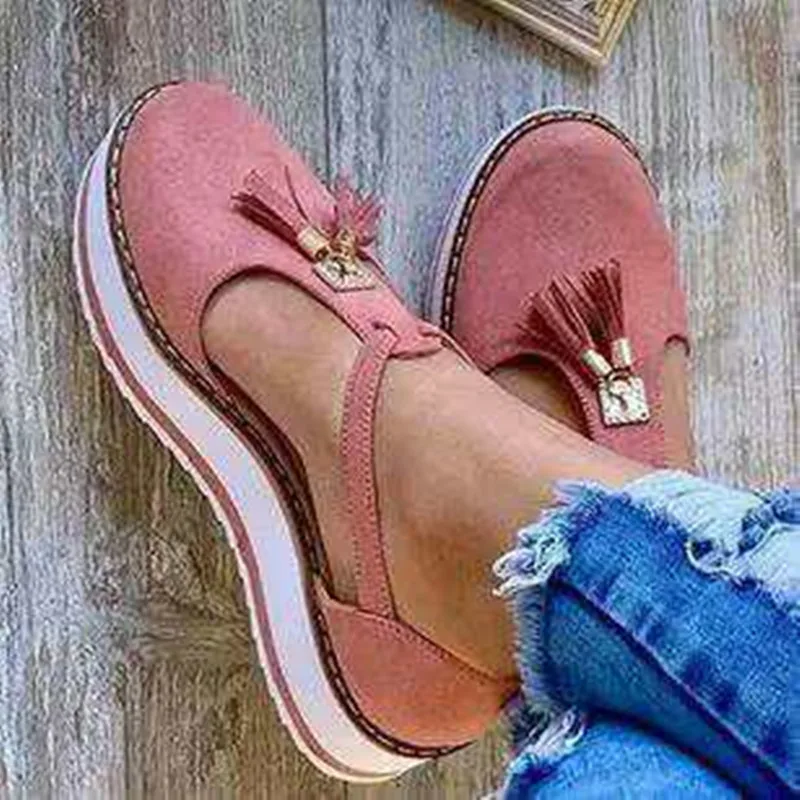 2022 New Summer Fashion Women Sandals Casual Flat Platform Shoes Round Head Buckle Sandals Women\'s Tassel Shoes for Women