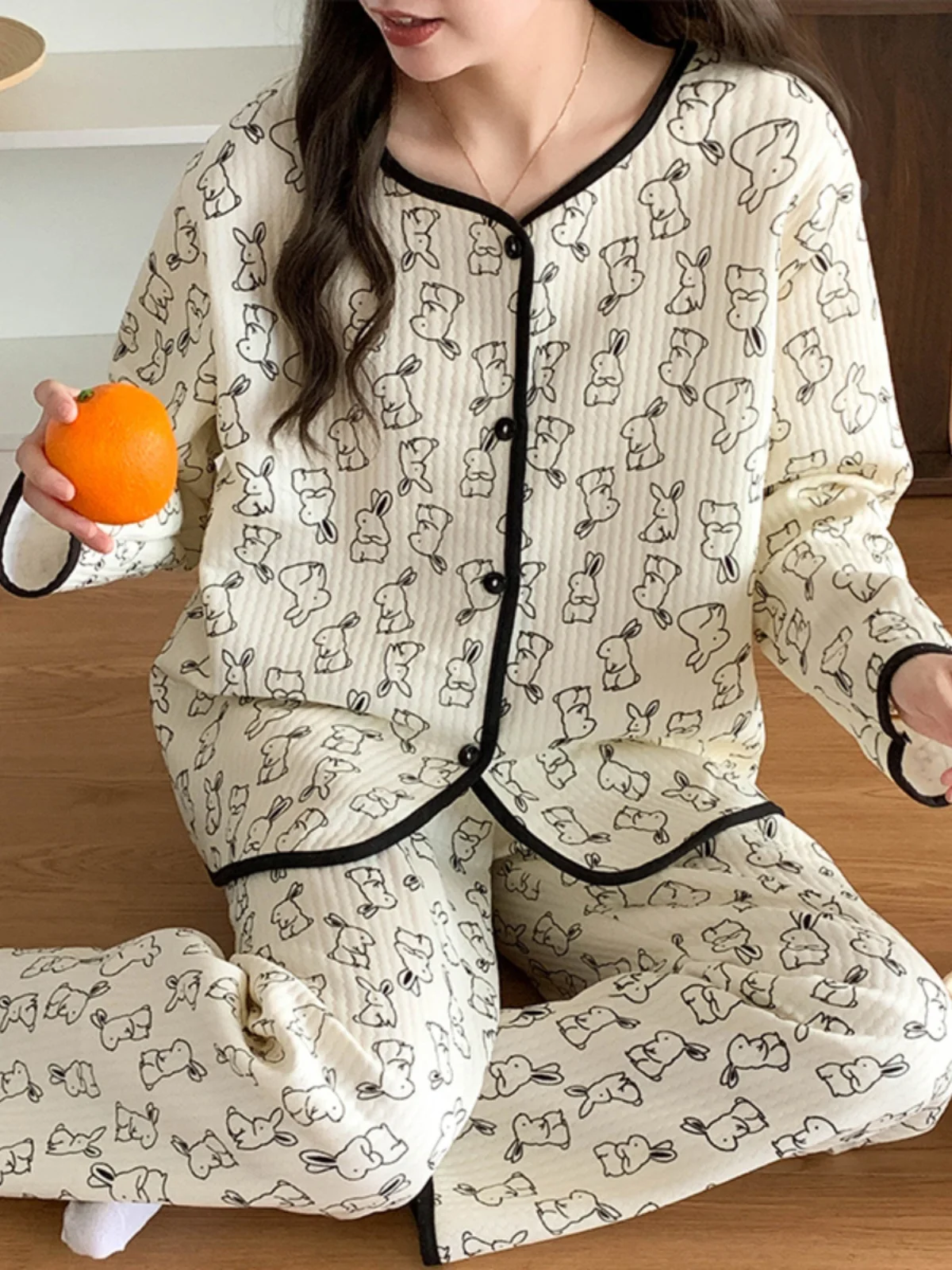 

Осень-зима Thiened Air Layer Cotton Spwear Женский открытый кардиган Длинные брюки Све Комплект домашней одежды Милый кролик ...