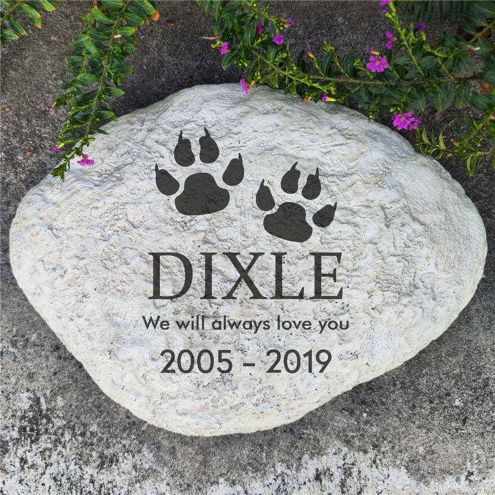 Custom Engraved Polyresin Handmade Pet Memorial Stone Decorative Paw Print Statue with Name for Home and Garden Grave DecorPet n