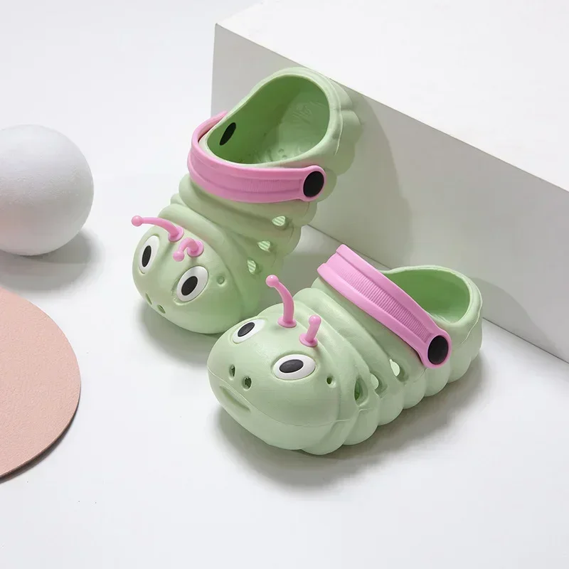 2024 Children Garden Shoes Cute Cartoon Caterpillar Beach Sandals Babies Summer Slippers High Quality Kids Slippers Flip Shoes