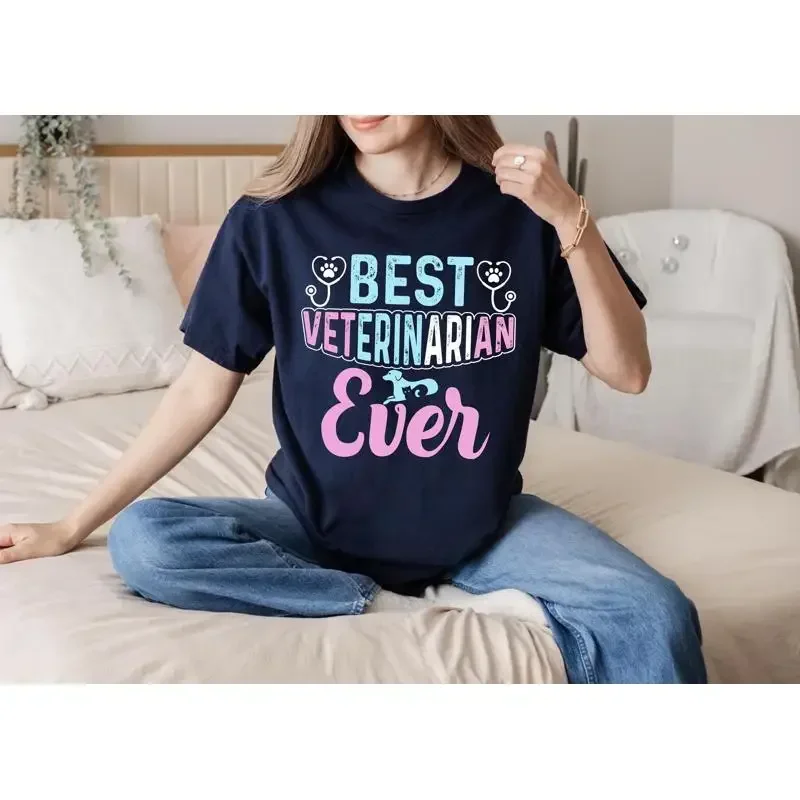 Best Veterinarian Ever T Shirt Future Vet School Veterinary Medicine Tech Animal Lover SweaT