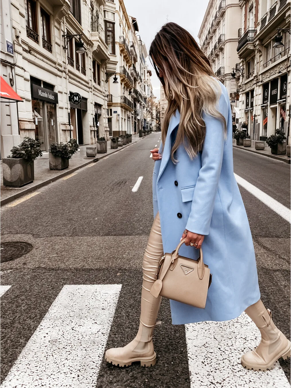 Damen Doppelreihiger Langer Trenchcoat mit Revers Elegante Herbst-Winter-Oberbekleidung – Detail 7