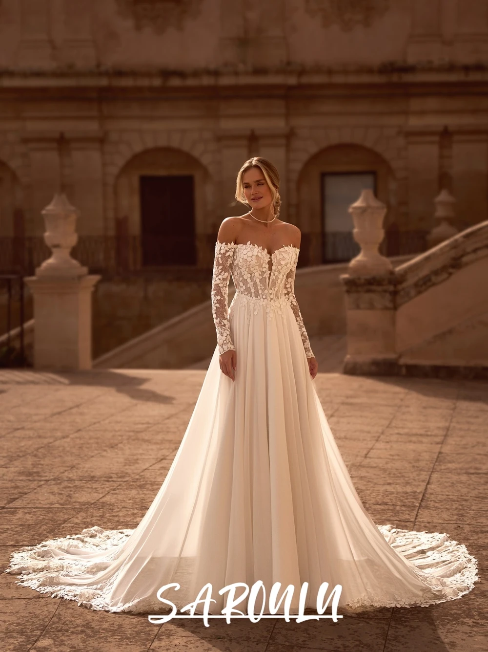 

SAROULU Appliques Graceful A Line Wedding Dress Customized Corset Soft Bridal Gown Floor-length Charming Side Slit Women Wear