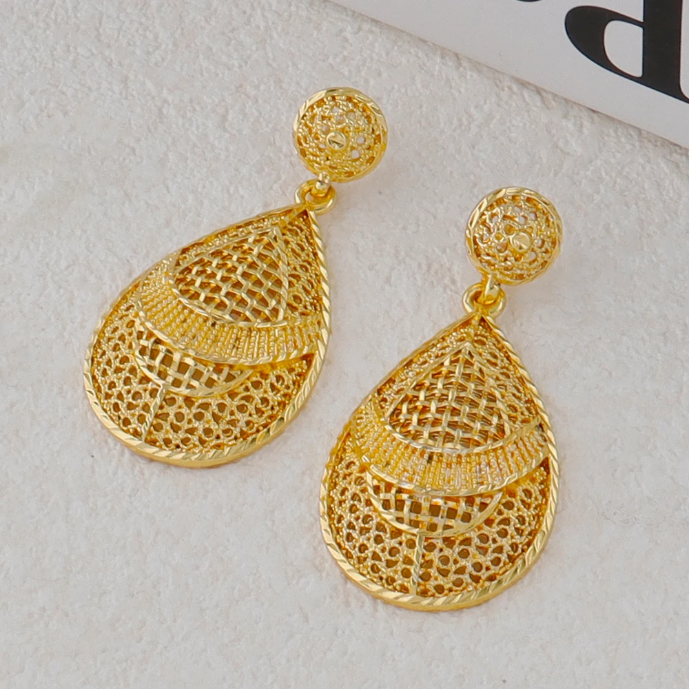 African-Inspired Drop Earrings & Necklace Set with Dubai-Style Ring, Arab Luxury Gold-Tone Jewelry for Women Gift, Elegant Earri