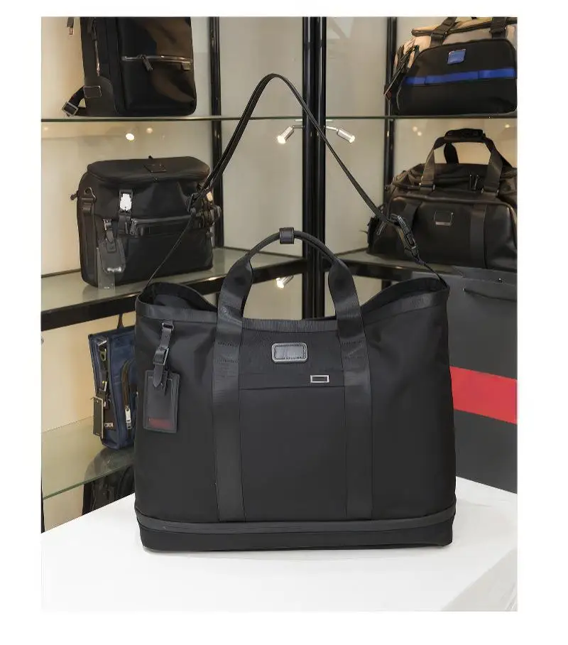 メンズ スタイリッシュ エグゼクティブ ブリーフケース - オフィス用の軽量ナイロンデザイン、手持ち＆ショルダースタイル 2303152