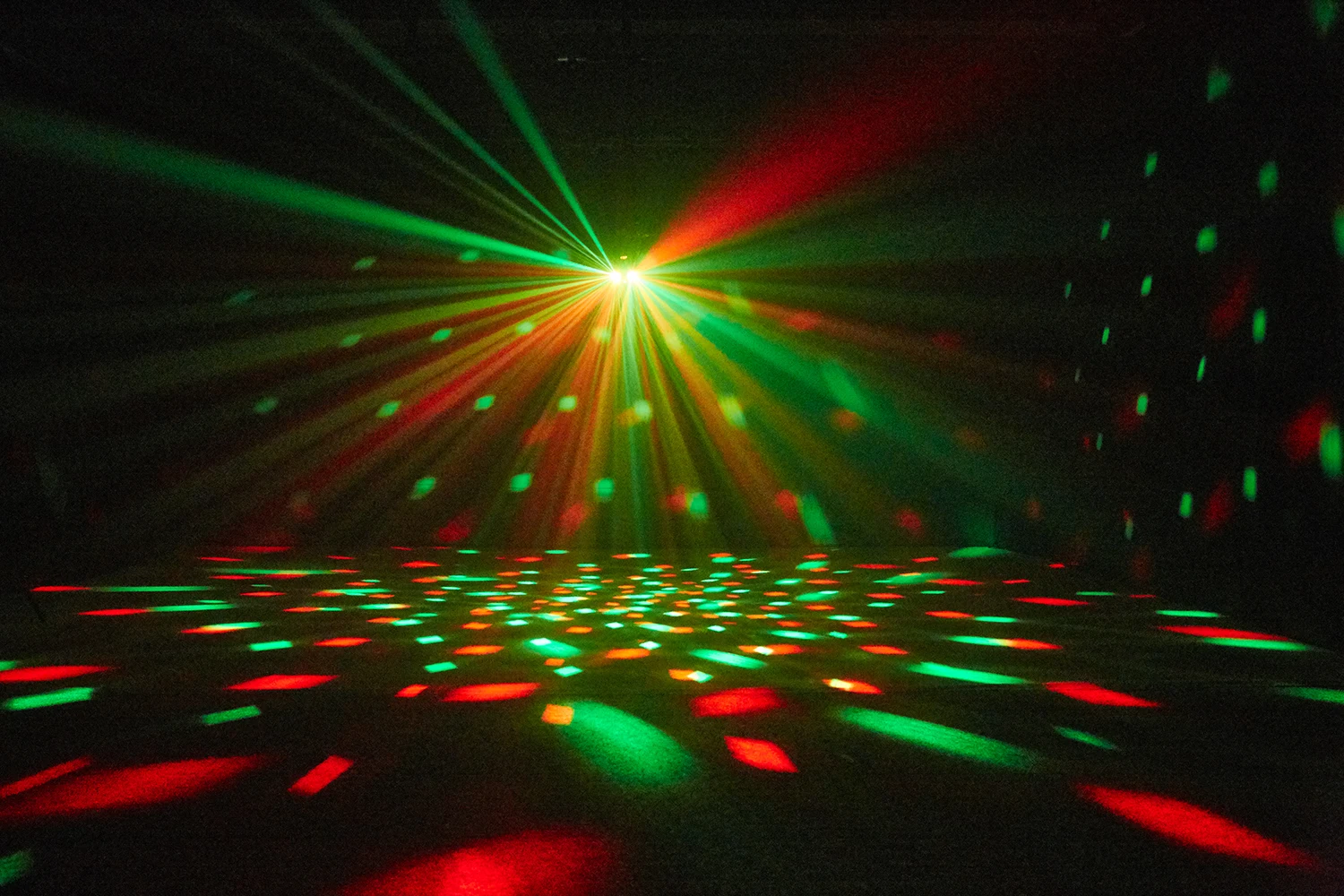 Disco Laser DJ Stage Beam RGB Strobe Red Green Laser Light DMX512 Light Projector Bar Birthday Party Wedding Christmas Decoratio