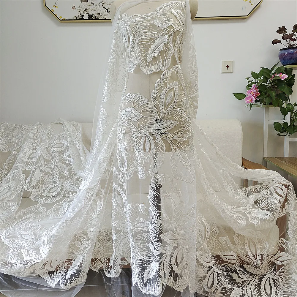 

New High Quality White Leaf Beading Lace Fabric, Which Can Be Used To Make Wedding Dresses, Formal Dresses Background Decoration