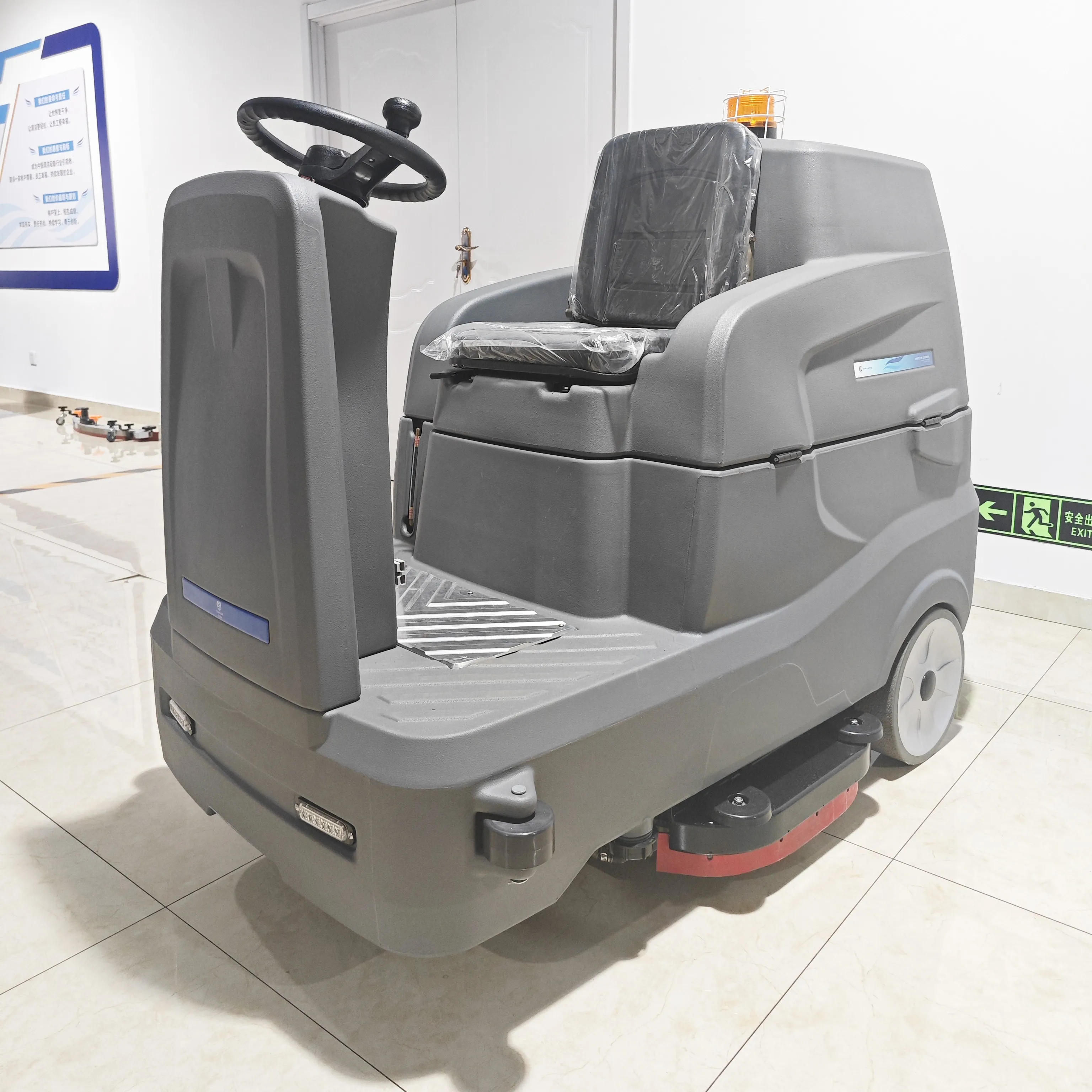 CleanHorse ARES900 Factory Direct Sale Commercial Epoxy Marble Tile Ride on Floor Scrubber Cleaning Machine