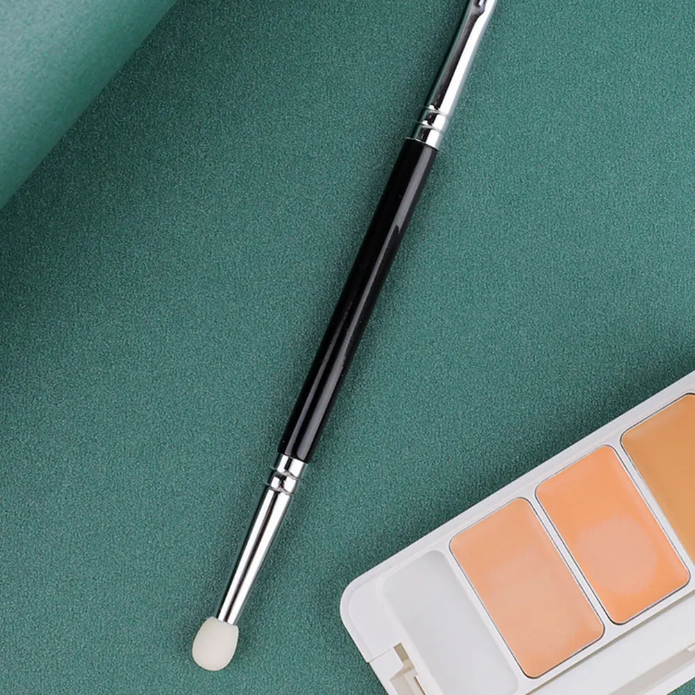 4Pcs Small Concealer Brush Double Head Fiber Makeup Tool for Blemish Cover Nose Shadow Eyeliner Precision Application Travel