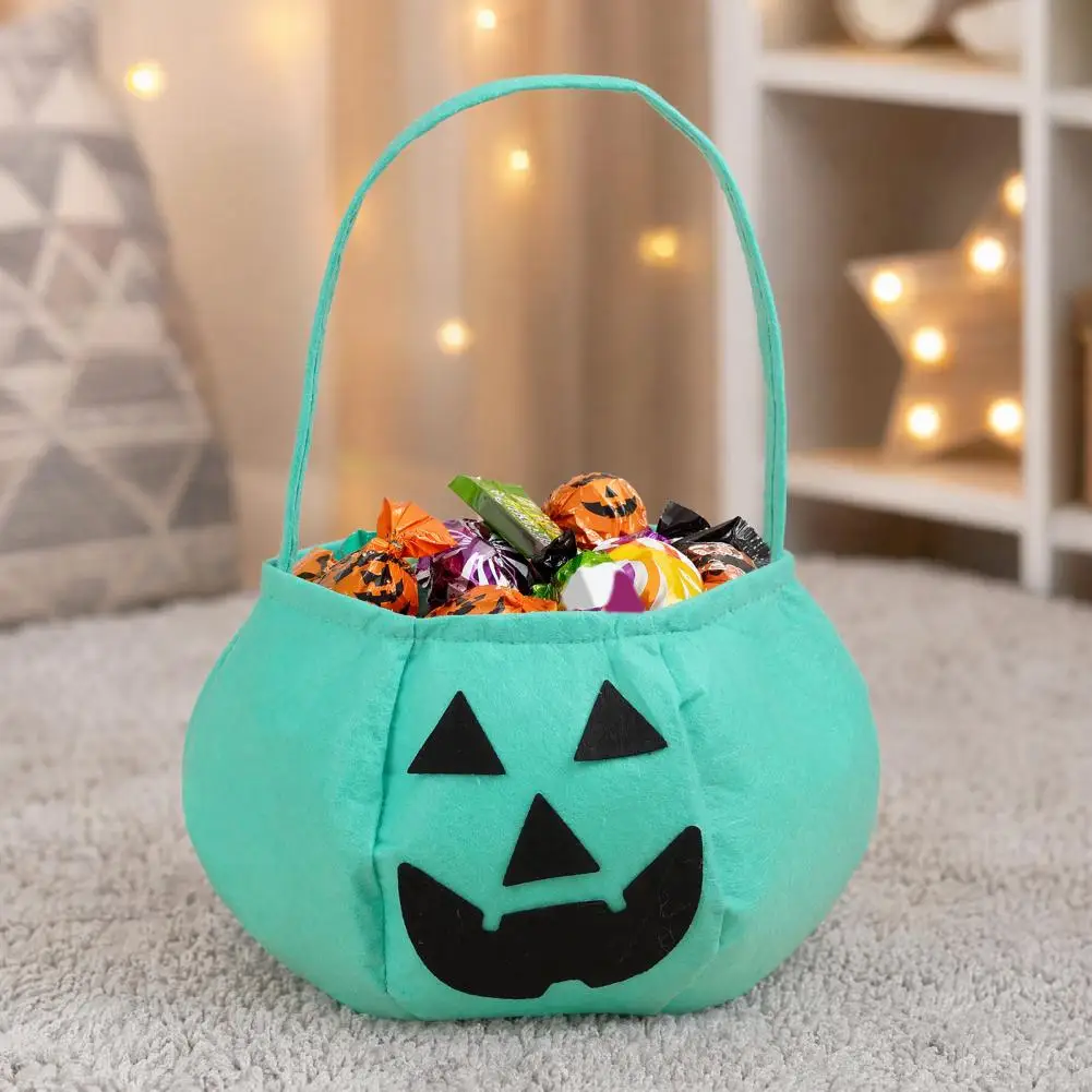 Halloween Party Decoration Halloween Pumpkin Candy Bag for Kids Reusable Trick or Treat Bucket Plush Puff Small Halloween Snack