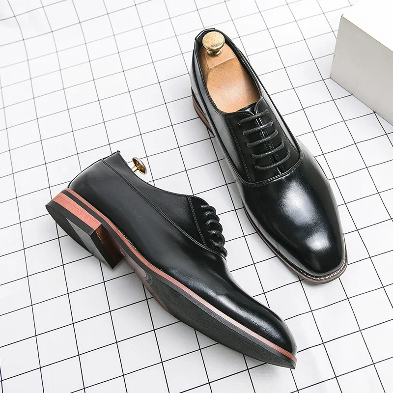 

Men New Pointed Classic Fashion Retro Derby Shoes European Style Black Brown Sizes 38-46 Men's Formal Shoes