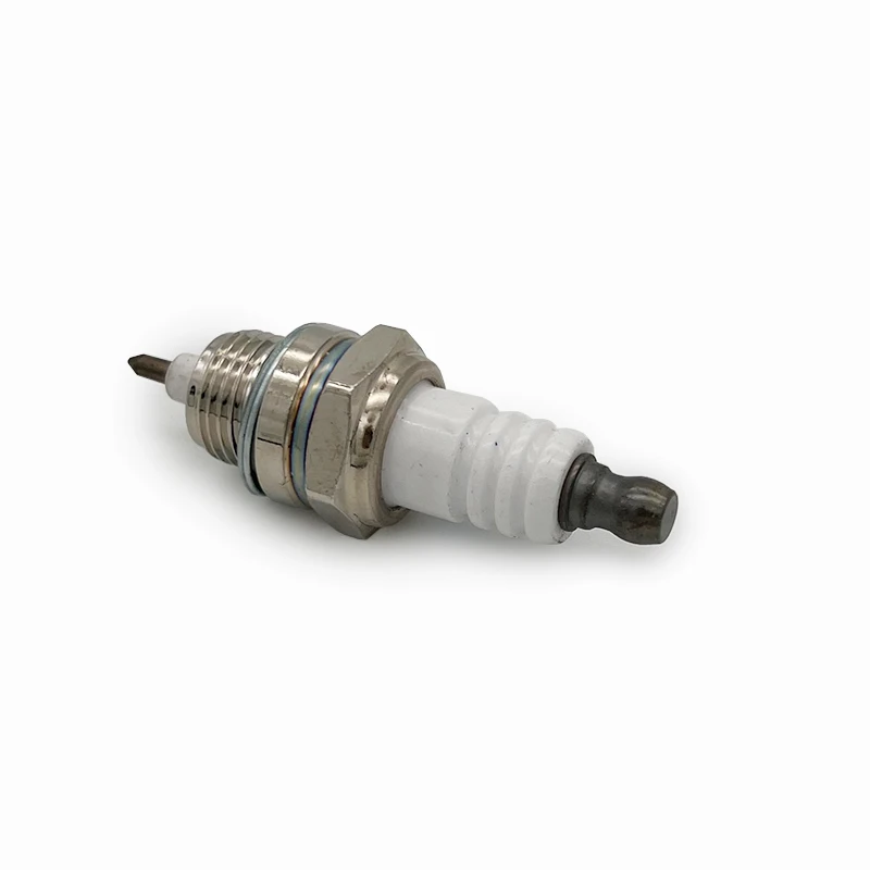 Candela di ricambio per spruzzatore e nebulizzatore per macchine da giardino a benzina