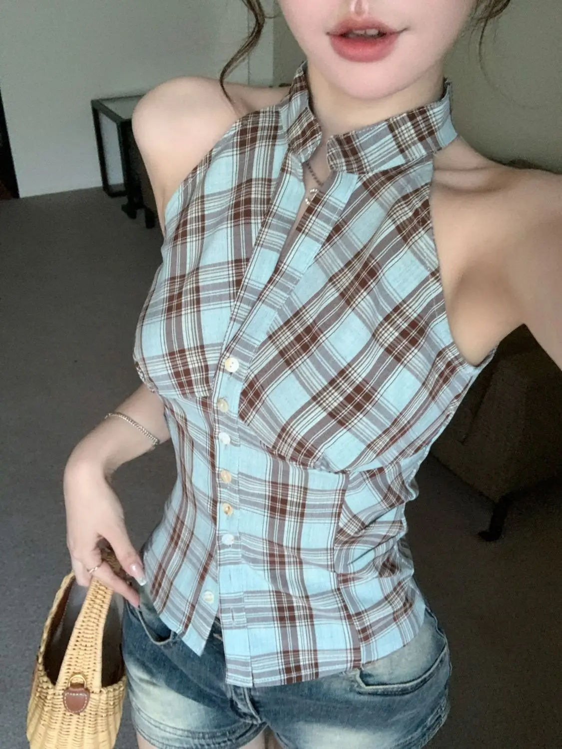 Shirt Sleeveless Plaid Lapel Summer Pleated Slim Fit Design Hot Girl Top Version Niche Pure Desire Korean Women Summer