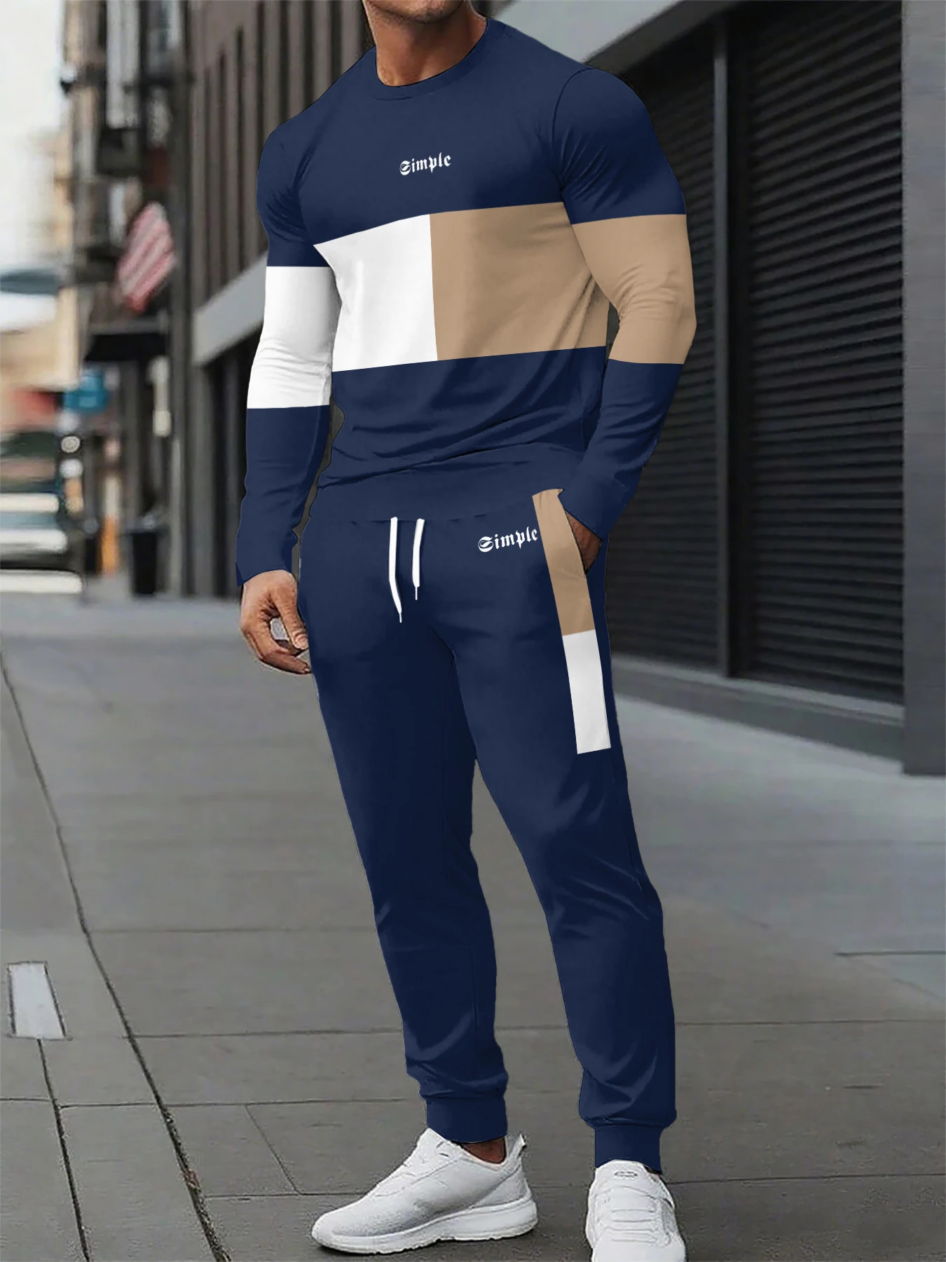 

The new men's round-neck set for Spring and Autumn features a casual and comfortable letter pattern print