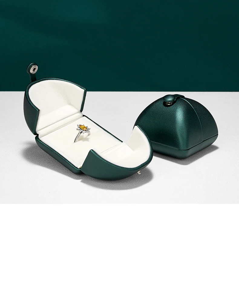 Oirlv Luxus-Ringbox, hochwertige Schmuckaufbewahrungsbox aus Kunstleder mit weichem Samtfutter, elegante Geschenkverpackung für Schmuck. – Detail 4