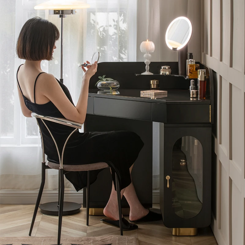 

Small unit bedroom corner integrated with modern and simple light luxury internet red wall corner dressing table