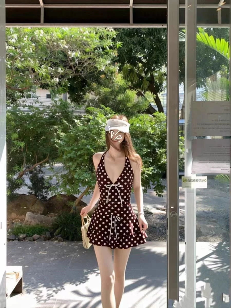 

Vintage Polka Dot Bikini Sexy Shoulder Bared Two Piece Swimsuit Holiday Style Beachwear Sporty Fitness Fans Supplies