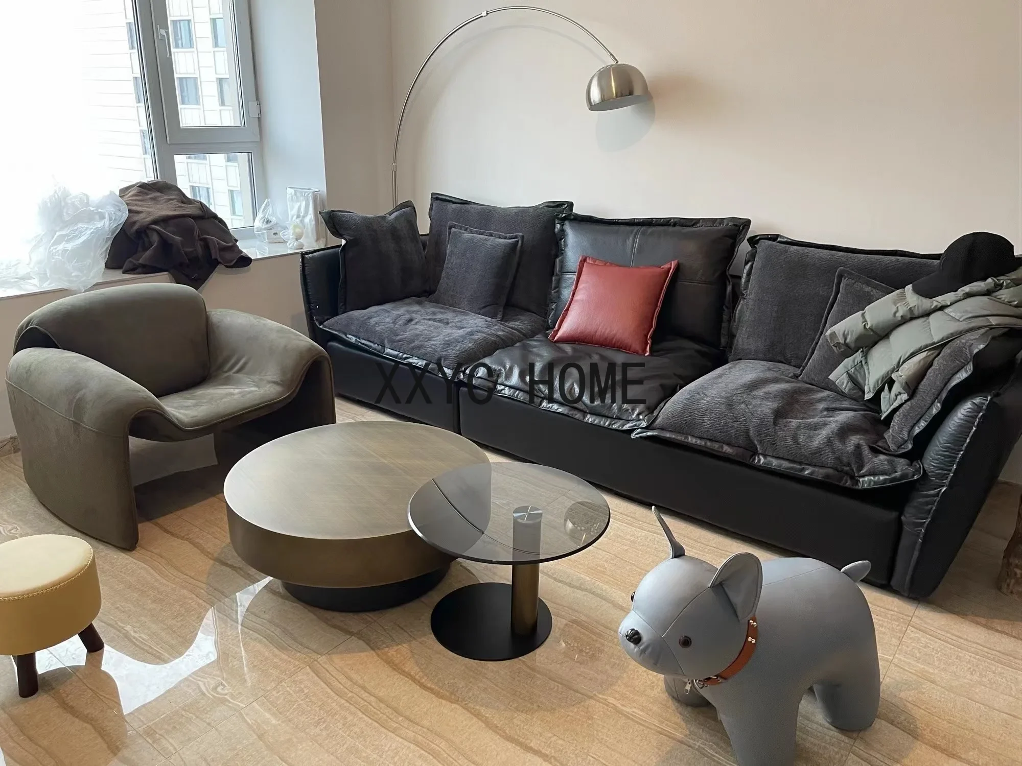 

Licht Luxe Rvs Koffie Tafels Eenvoudige Meubelen Designer Thuis Woonkamer Brons Ronde Salontafel Combinatie