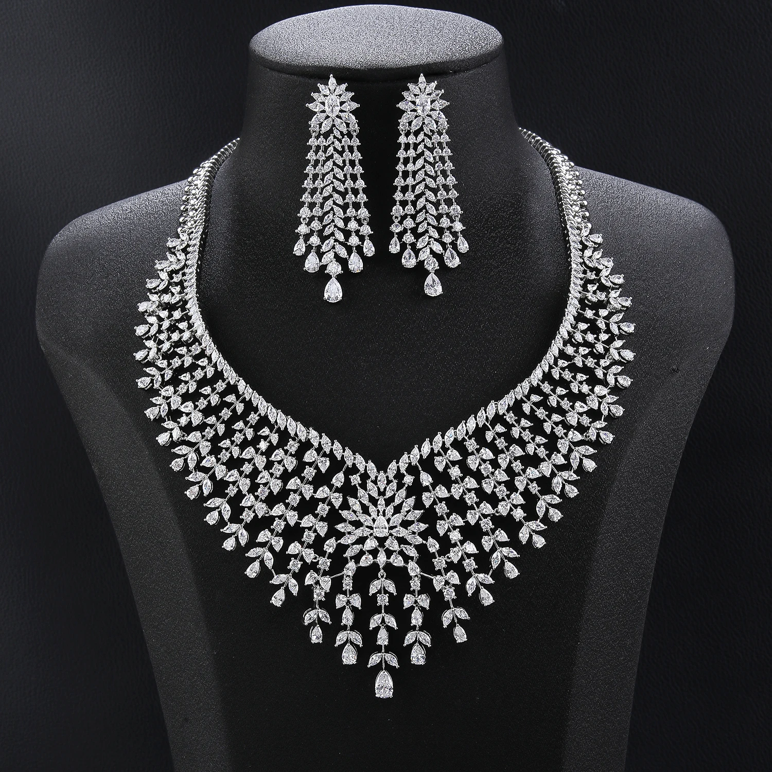 Luxury Tassel Teardrop Cubic Zirconia Bridal Jewelry Set Necklace Earrings Dubai  Necklace for Wedding Women CN11146
