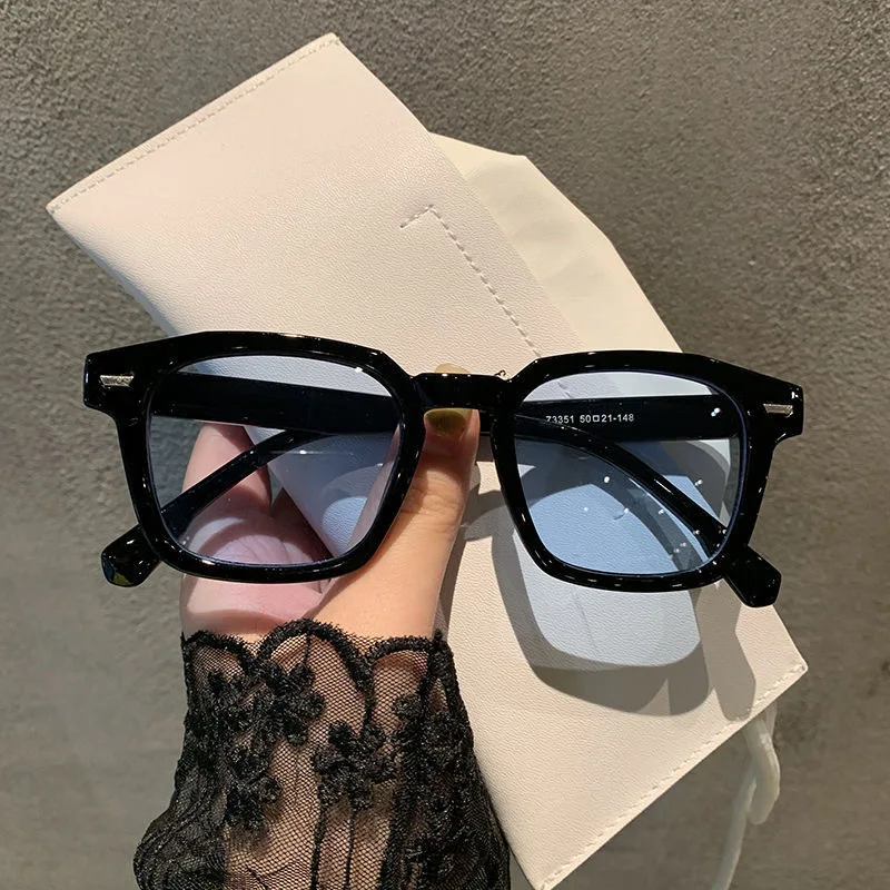 Nowe Unisexowe Prostokątne Okulary Przeciwsłoneczne Vintage 2023 Modny Design Retro Okulary Damskie Kocie Oko Casualowe Gogle UV400