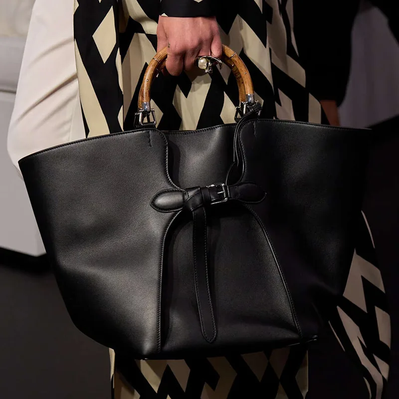 Minimalist High-End Fashionable Classic Diaper Bag For Women Designer Paris Leather Tote For Commuter And Superstar Style