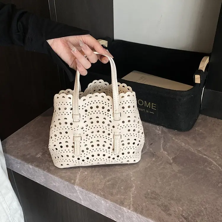 

​2025 Summer Raffia Bucket Bag Adjustable Openwork Crossbody Large Capacity Boho Beach Purse Minimalist Vacation Chic for Women​