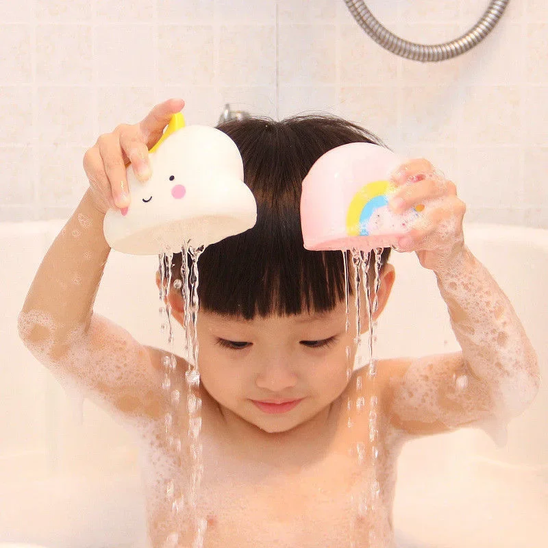 Simpatici giocattoli da bagnetto per bambini Gioco da bagno Strumento di spruzzatura d'acqua Nuvole Doccia Giocattoli galleggianti Giocattoli educativi precoci per bambini Bagno d'acqua