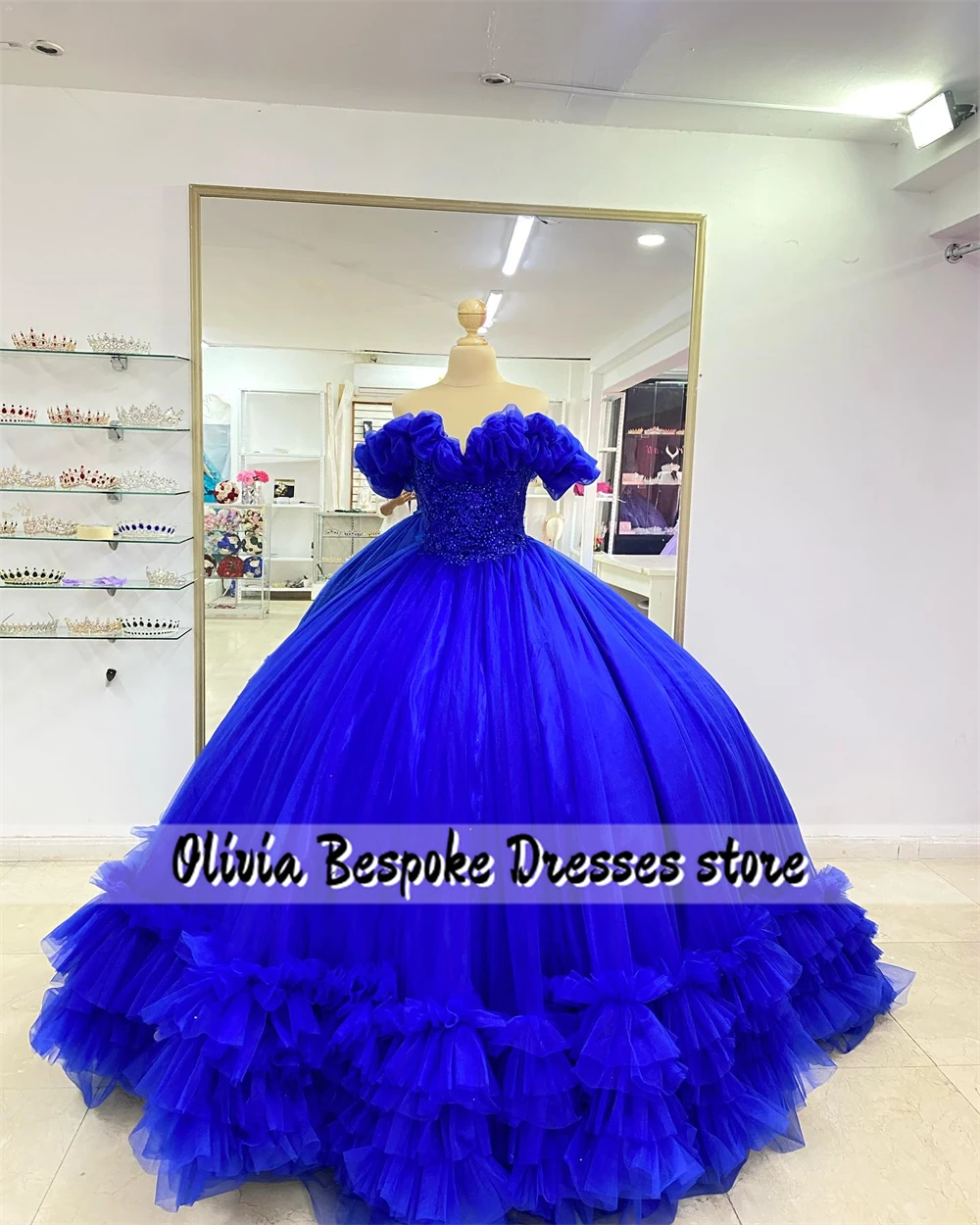 Chic King Blue Quinceanera ชุดลูกปัด Applique Ruched รถไฟ Ball Gown กับโบว์เม็กซิกันงานแต่งงาน vestidos de xv ปีที่กําหนดเอง