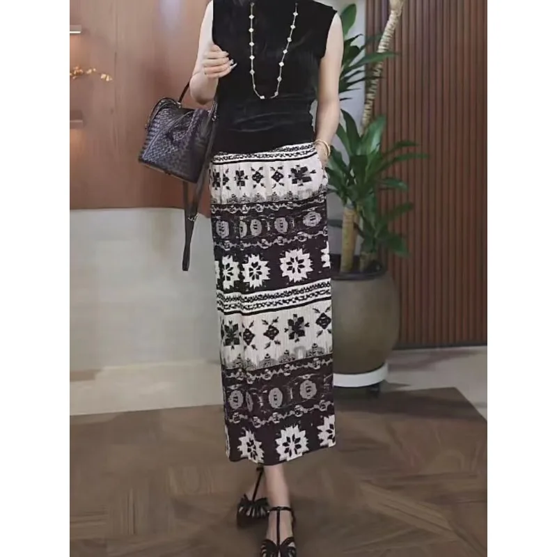 Miyake Pleated New 2026 Summer Pleated Casual Retro Ethnic Fashion Elastic Waist Printed Women's Summer Elegant Straight Skirt