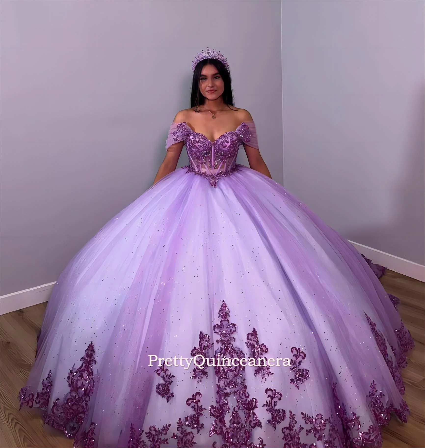 Custom Colors Illusion Lilac and Ivory Princess Quinceanera Dress with Scalloped Train for 15th Birthday Party