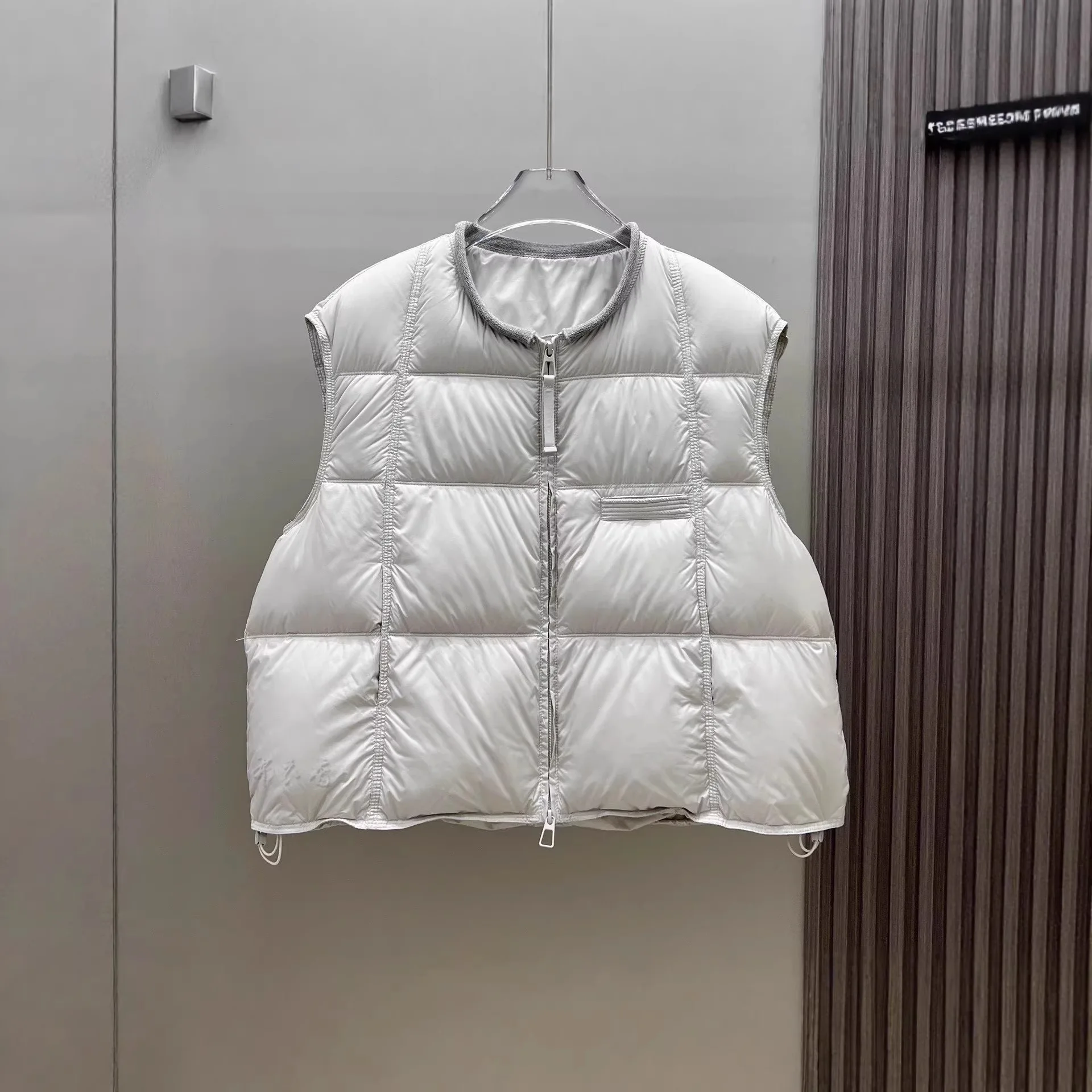 

2026 New Autumn Winter White Duck Down Waistcoat Women Fashion Loose Casual Round Collar Vets Pure Colour Black Outerwear Female