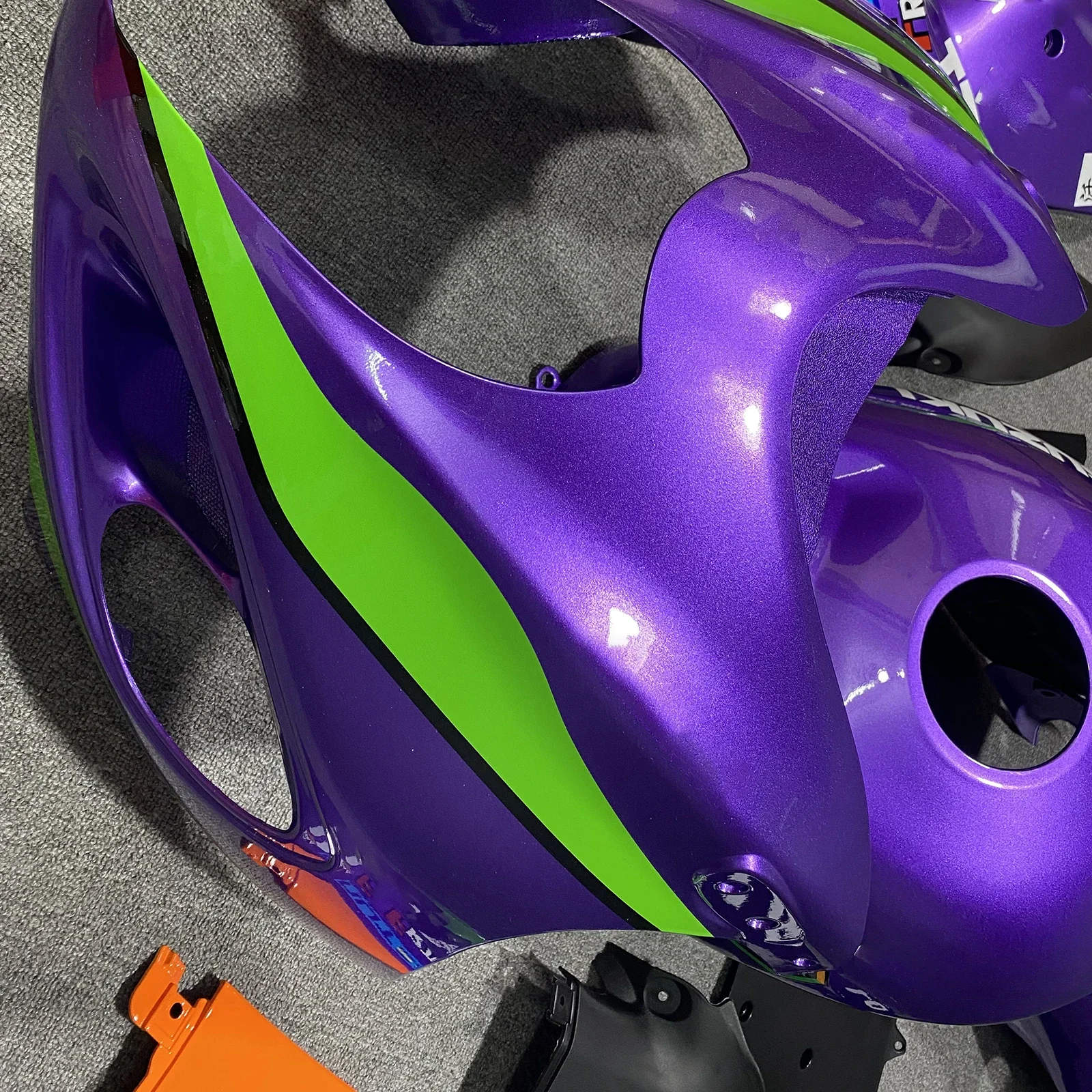 Hayabusa GSXR 1300 97 98 99 00 01 02 03 04 05 06 07 Fairng Body Kit GSXR1300 1997 1998 1999 2000-2007 Motorcycle Fair