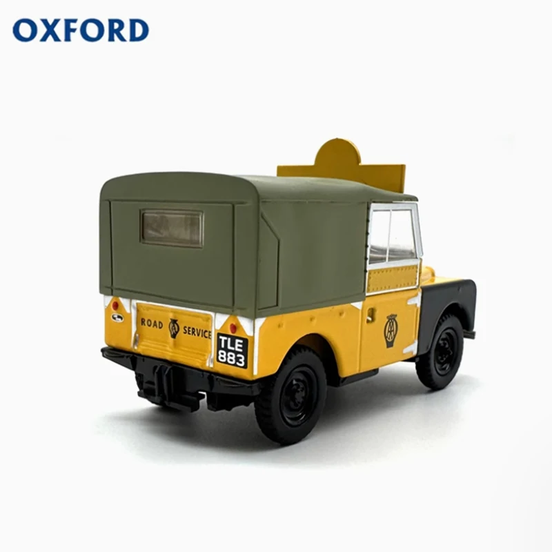 OXFORD 1:43 88 Highland Patrol Alloy Car Model Static Collection Decorated Holiday Toy