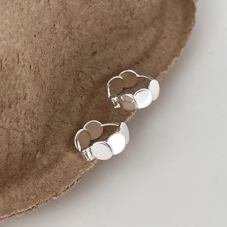 

Silver Color Personality Geometric Round Hoop Earrings for Fashion Women Fashion Jewelry Trendy Round Accessories