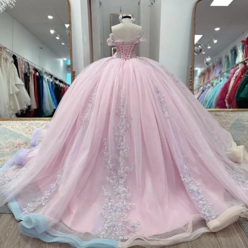 เม็กซิกันสีชมพู Quinceanera Ball Gown ปิดไหล่ Applique ลูกไม้ลูกปัดคริสตัล Tull Corset หวาน 16 Vestidos De 15 Años