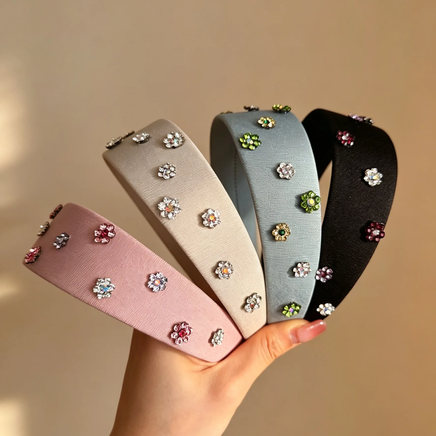 Korean Style Fashionable Light Luxury Rhinestone Flower Headband - Women's High-end Versatile Hair Accessory